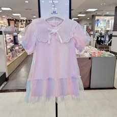 쁘띠앙팡 산본점 @여름초특가세일@ 신축성좋은 면원피스에 샤랄라스커트로 사랑스럽고 예쁜 메르샤이원피스에요^^ 데일리로 편하게입는 러블리룩
