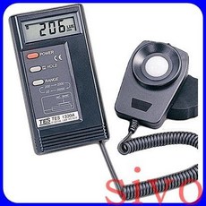 泰仕 TES 1330N 照度計 儀器電錶 精準測量 輕巧便攜, 1個