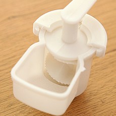 미니 캠핑 휴대용 마늘 생강 와사비 으깨기 다지기 분쇄기 채소, 미니마늘분쇄기, 미니마늘분쇄기