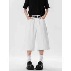 화이트 데님 7부 팬츠 워싱 스트레이트핏 클린핏 복고 무드 청바지