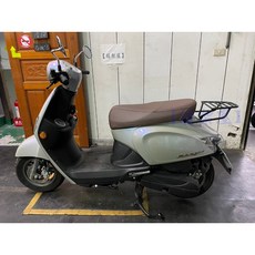 NEW MANY LED 燈款 110 後架 new many 125 漢堡架, 1個