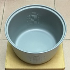H18 台灣製造 10人份電子鍋專用內鍋, 1個