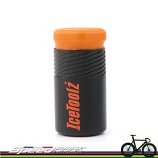 ICETOOLZ 83A1 水壺式工具罐，附挖胎棒與補胎片, 1個