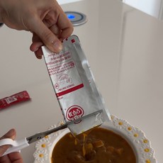 살림을 더하다 약셀 라토라쿠 집고 자르고 짜고 일본정품 약셀가위, 1개, 화이트