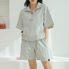 SOON2DLE 女款半拉鍊短袖T恤+短褲