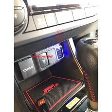 娜娜汽車 豐田 Previa 後座專用 雙USB充電器 2.1A 快速充電