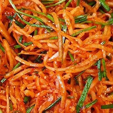 [국내산무100%]밥도둑 반찬 매콤아삭 무생채 김치, 1개, 2kg