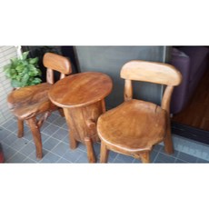 老柚木兒童桌椅組，安全圓角設計，堅固耐用，一桌兩椅，兒童房家具首選