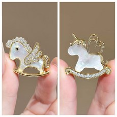 유니스뮬라 말띠해 브로치 유니콘 브로치 패션브로치 뱃지 2개 선물포장