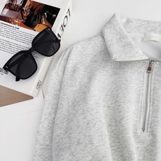 Chuu 翻領字母半拉鍊長袖上衣 衛衣 短版長袖 立領拉鍊上衣