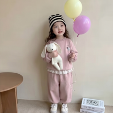 2026 여아 봄가을 간절기 맨투맨 상하세트 라운드넥 긴팔 레이스 포인트 밴딩 조거팬츠 아동 트레이닝복 긴팔 티셔츠 세트 초등상하복 상품 유아세트 신축성 어린이상품 2P세트