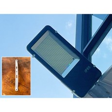 太陽能照明燈 戶外防水探照燈 車庫庭院照明 300-800W, 700瓦裝水泥桿（送抱箍加螺絲）