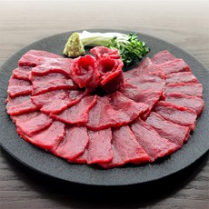 마장동에서 작업한 국내산 소고기 육사시미 + 뭉티기소스 신선 썰어서 냉장, 1개, 300g