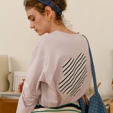 [피그먼트] 플라워스트라이프패치맨투맨 (YZTS2512001)