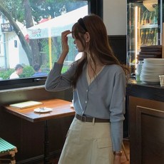 여성 봄가디건 배색 니트 가디건 브이넥 레이어드