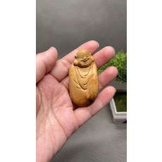 北太行 崖柏 彌勒佛, 如圖所示, 1個