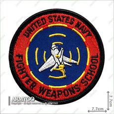 ARMYGO TOP GUN 美國海軍戰鬥機武器學校部隊章 模型 收藏 擺飾, 1個, 不車魔鬼氈