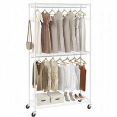 시스템 옷걸이 3단 구조의 튼튼한 스틸 프레임은 중력을 받쳐주며 양 사이드 후크가 있어 용량이 크며, 흰색