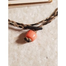 粉珊瑚三股編織寶寶手鍊，安全扣設計，親膚材質，吉祥好運，時尚配件