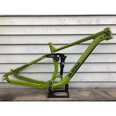 DA BOMB CHERRY BOMB 29 Enduro 避震車架 變色龍, 1個, 森林綠