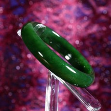 台灣玉(豐田玉)手鐲 玉鐲內徑57mm 罕見滿天星螢光星點蒐藏級, 1個