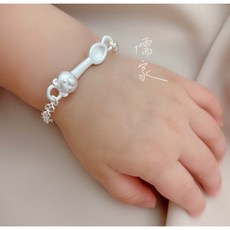 儒家寶寶 純銀 S999 熊好命 小熊造型湯匙 - 彌月禮/滿月禮/周歲贈禮, 1個