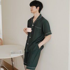 L.LOUNGE 中性款排釦短袖T恤+短褲套裝