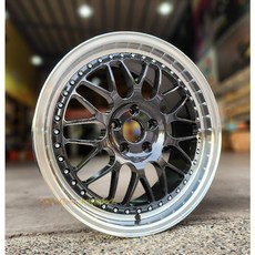 台製 類540 18吋鋁圈 黑底亮唇 5/100 5/108 5/114.3 5/112 FOCUS WISH, 1個