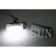 RUN SUN 車燈 車材 全新 日產 08 09 10 11 12 13 GTR G-TR 專用LED 牌照燈, 1個