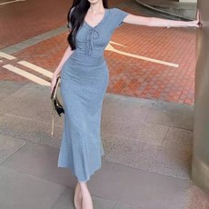 아이엠몽 여성 브이넥 슬림 롱 원피스