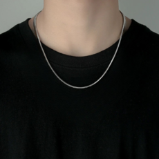 남성용 세련된 광택 써지컬 스네이크 체인 목걸이