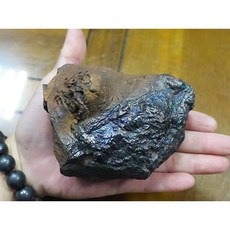 §能量礦石§ 泰國彩虹流鐵護身符，力泥鎳萊原礦研磨，重1098公克，能量強大，守護平安，提升個人氣場, 1個