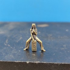 황동 여행 여성 미니 피규어 장식품, 브론즈, 1
