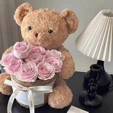 O 聖誕節生日禮物小熊永生花束，教師節送禮閨蜜女友，高級感小眾設計, 11朵粉荔枝玫瑰抱抱桶+泰迪熊