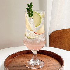 玻璃高腳杯 啤酒杯 鬱金香杯 腰身果汁杯 沙瓦杯 冷飲杯 氣泡水杯咖啡杯 現貨速發, 【腰身玻璃高腳杯】－１個, 1個