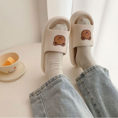 말랑 푹신 귀여운 곰돌이 사무실 슬리퍼 학생 실내화 거실화, 1개, 화이트 230MM