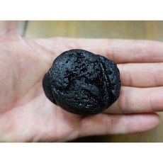 RIZALITE Tektite 菲律賓隕石 132克 黑隕石 衝擊玻璃 能量石