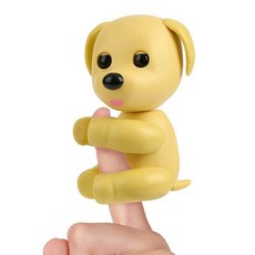 Adopt Me! x Fingerlings Dog 40개 이상의 사운드 및 반응이 있는 인터랙티브 펫 (만 5세 이상), Adopt Me! Dog