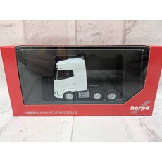 Herpa DAF XG 3軸曳引車 6x2 H318990 素面白, 1個