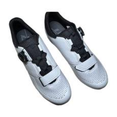 捷安特 GIANT PRIME 寬楦 非卡式硬底鞋 Boa旋鈕 (噴砂淺灰)