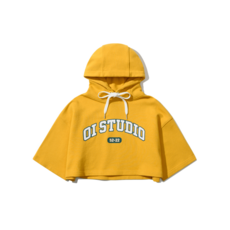 이이 OIOI COLLECTION ARCH LOGO CROP HOODIE MUSTARD 727533