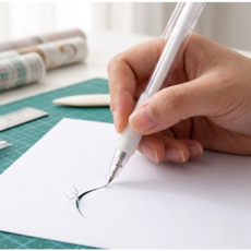 커팅 펜칼 다꾸 종이칼 볼펜형 안전 페이퍼, 2개, 화이트