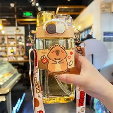 兒童新款卡通吸管水壺 附揹帶 便攜塑膠杯, 水豚咖咖 520毫升, 1個
