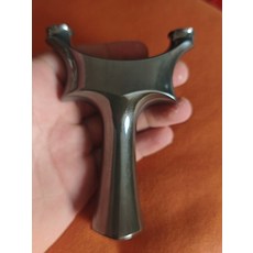 手感王 全鈦合金 彈弓 表面鏡面冰裂紋 尺寸80-15 重292克 全新, 如圖所示, 1個