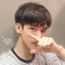 中性俐落短直髮假髮 - 偽正太造型 (黑), 1個