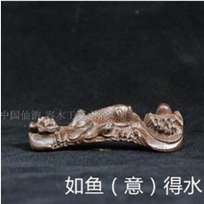 容木工藝 如魚得水 擺件, 天然沉香皮黑木雕手把件