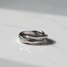 세개의 링이 연결된 트리플링 남자반지