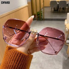 DFMEI 太陽鏡女新款墨鏡秋偏光時尚防曬駕駛開車眼鏡箱包