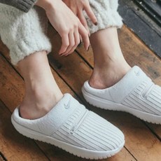 나이키 겨울 방한 슬리퍼 여자남자 푹신한 아치형 여성 핏플랍 샌들 조리