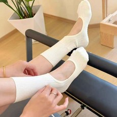 miu系 芭蕾風 瑜伽襪 普拉提防滑襪 純色堆堆襪